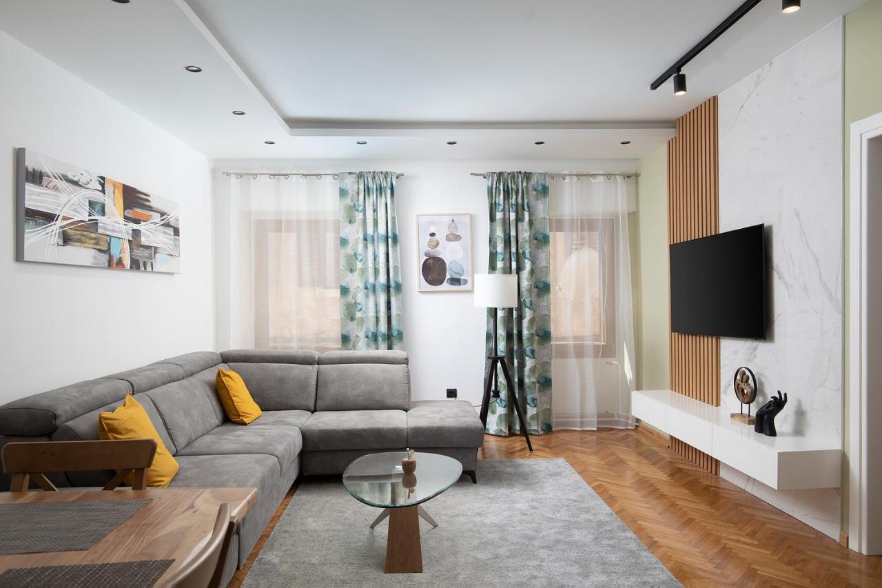 Sena Luxury Apartments بولا المظهر الخارجي الصورة