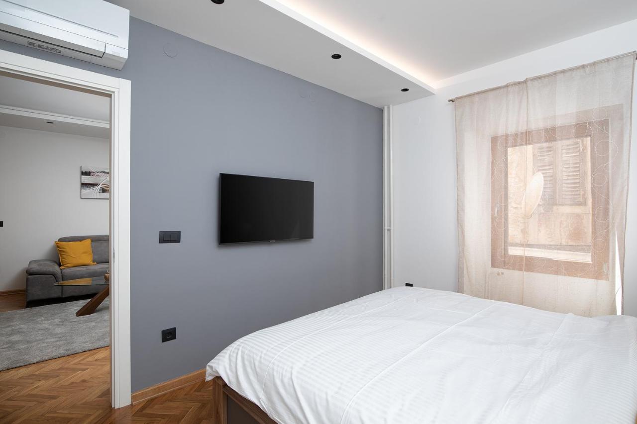 Sena Luxury Apartments بولا المظهر الخارجي الصورة
