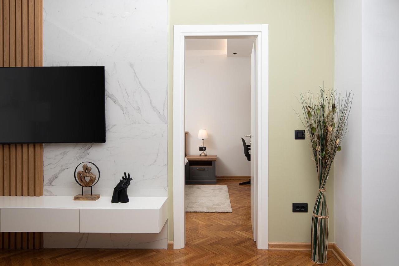 Sena Luxury Apartments بولا المظهر الخارجي الصورة